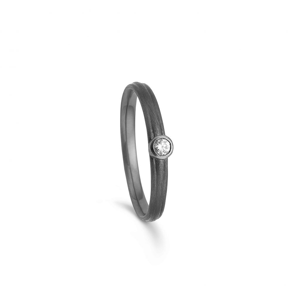 Diamonds in the Dark ring i sort rhodineret sterlingsølv m. 0,05ct brillant - 10001D05