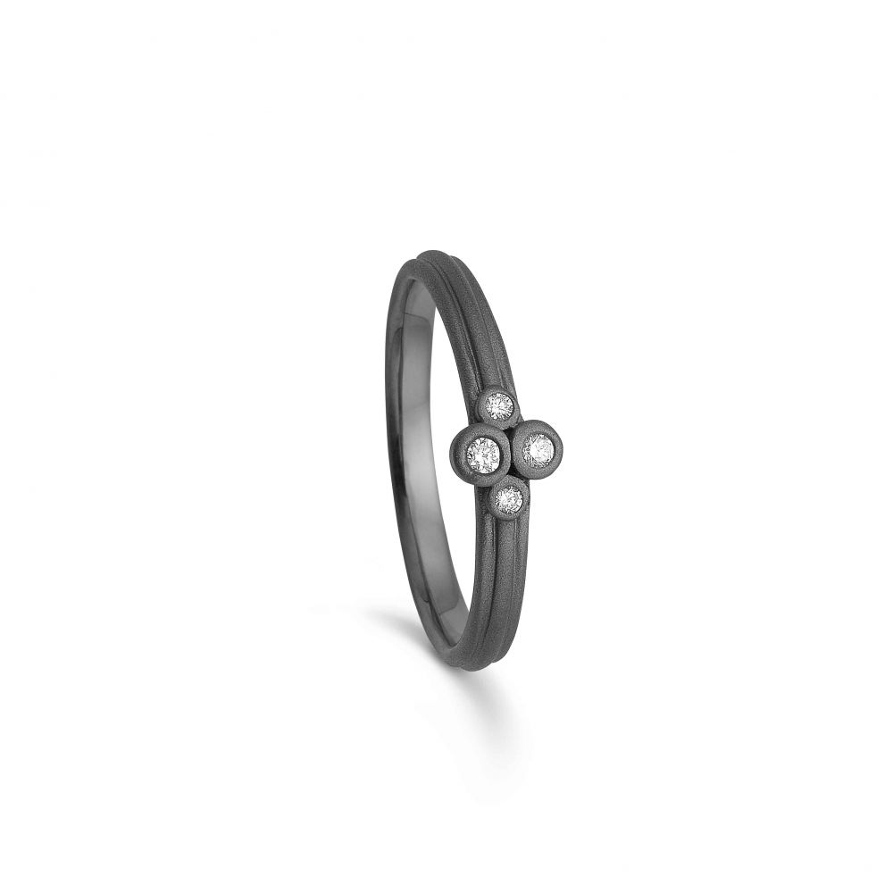 Diamonds in the Dark ring i sort rhodineret sterlingsølv m. 0,06ct brillanter - 10003D06