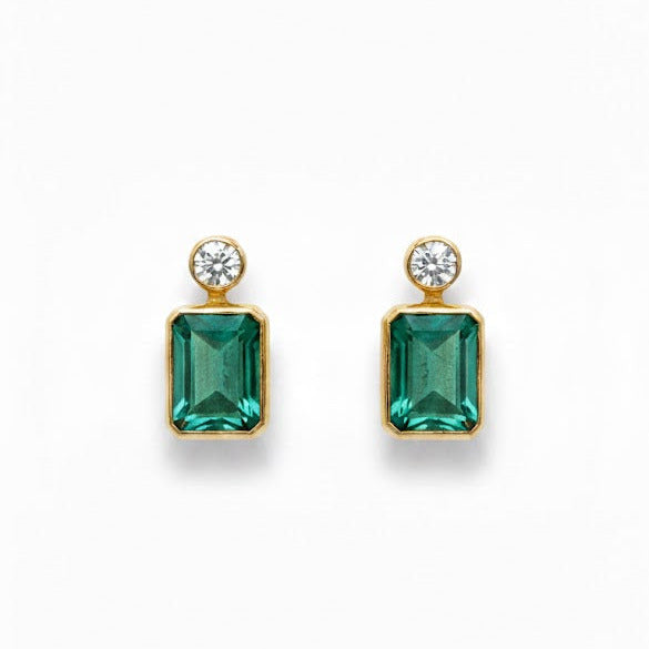 14kt guldørestik med smaragd og brillant - 25042SMD10