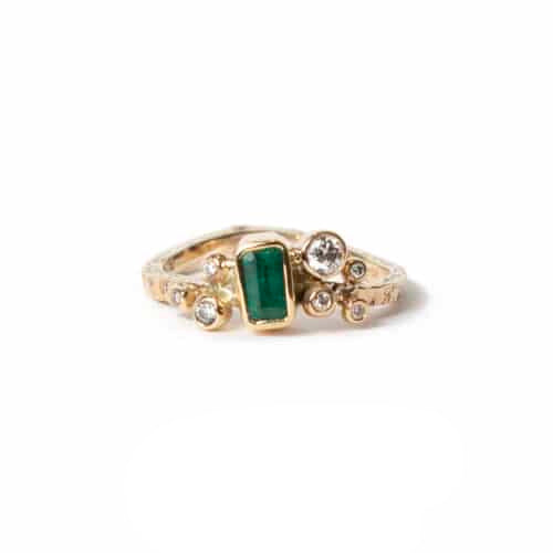 Athena guld ring med smaragder