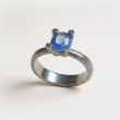 Blå Safir ring i hvidguld