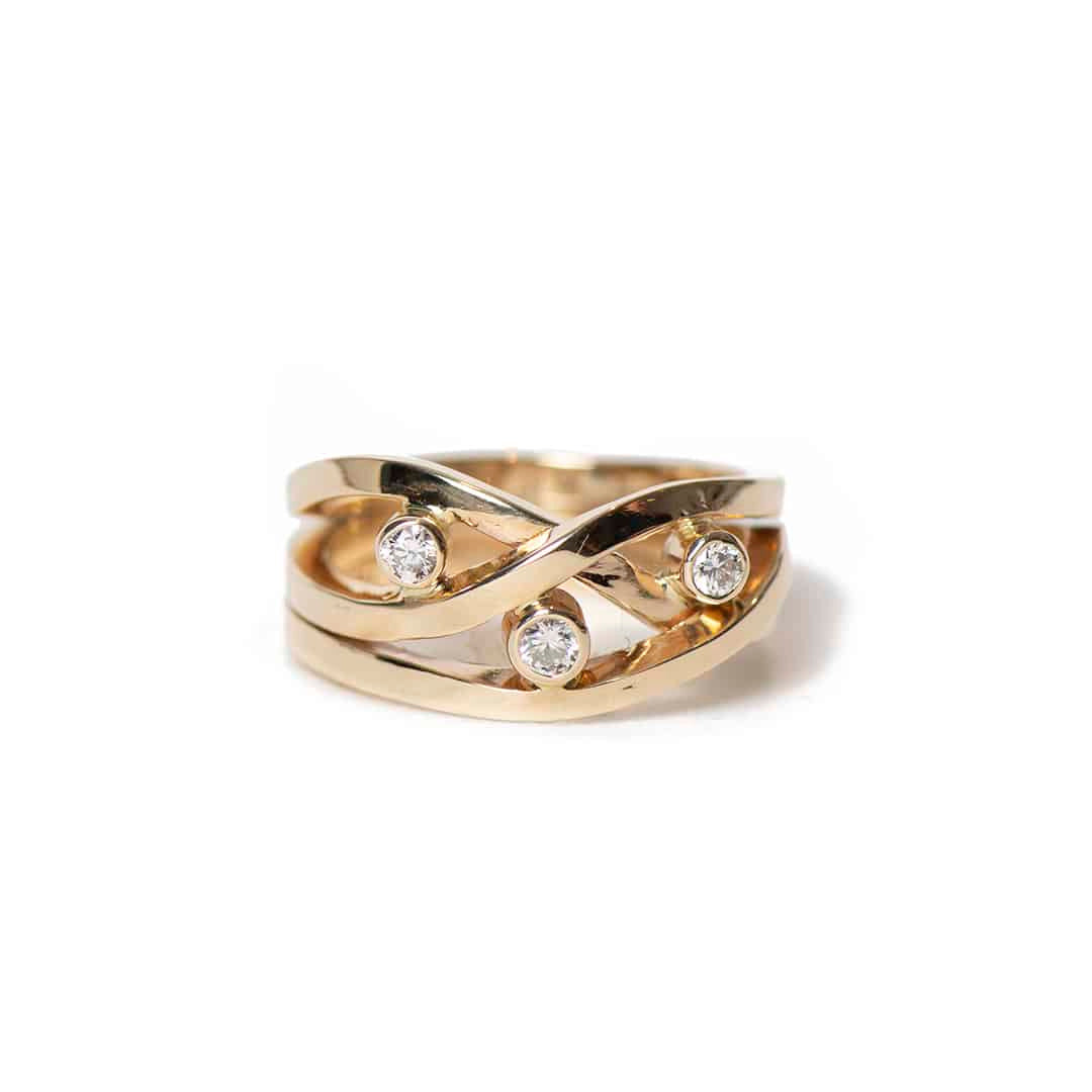 Athena guld ring med brillanter