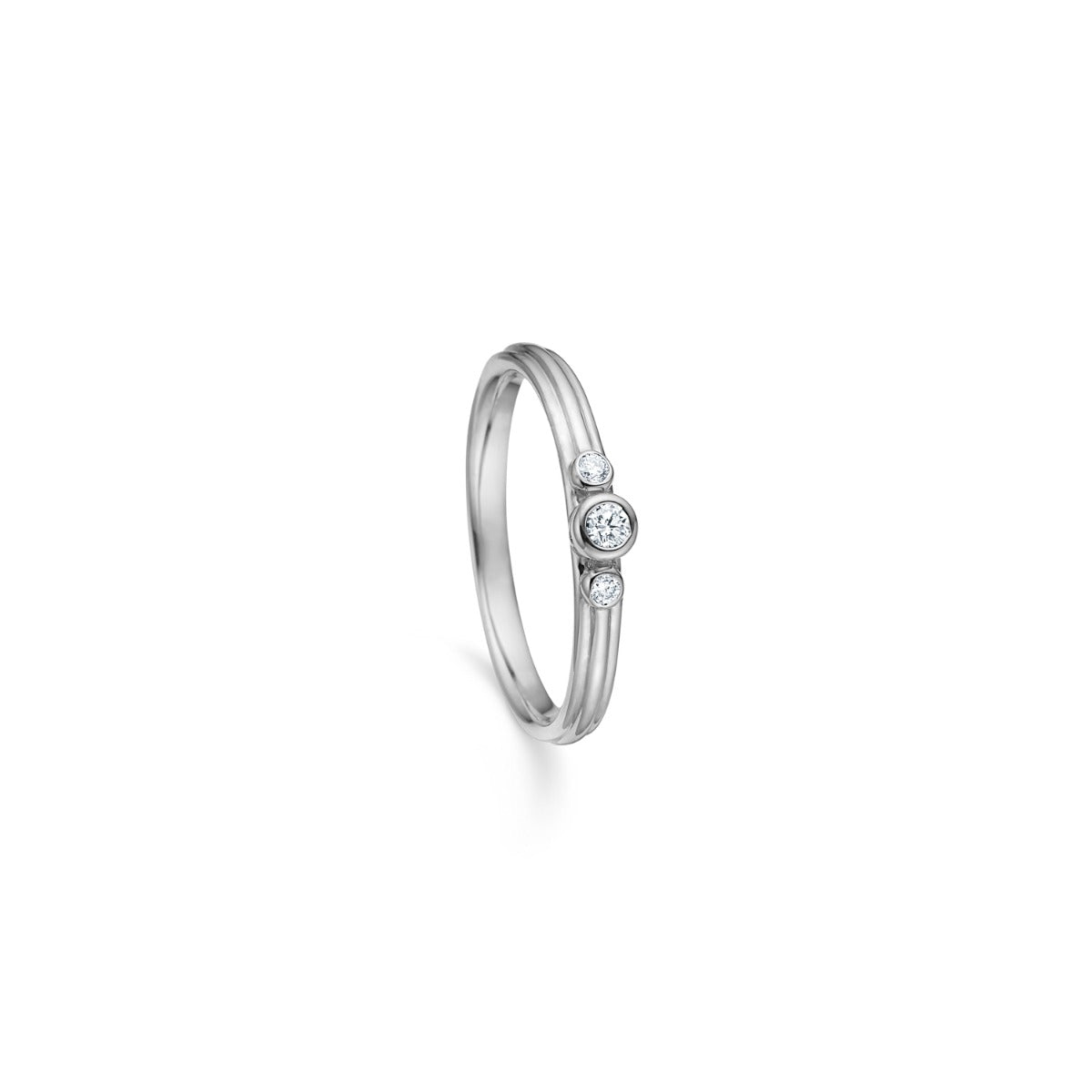 Diamonds in the Sky ring i sterlingsølv m. 0,08ct brillant - 19002D08