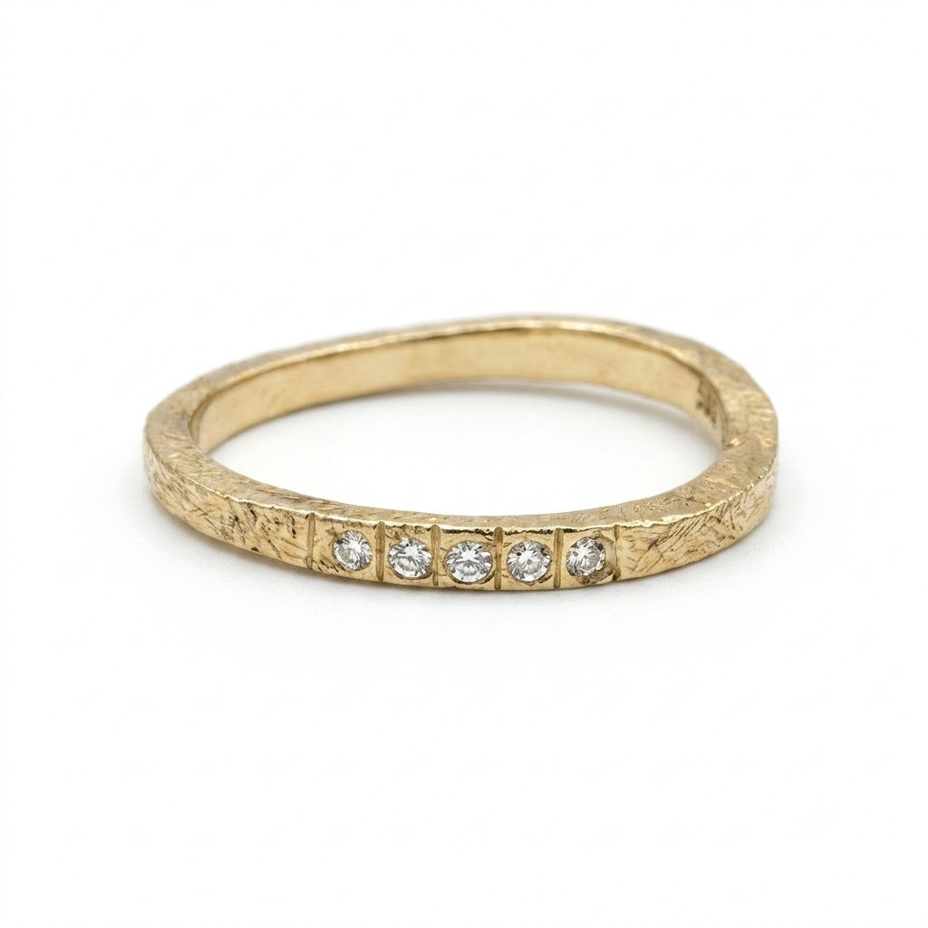 Athena guld ring med brillanter