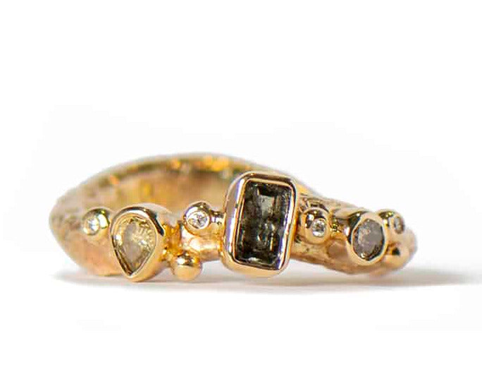 Guld ring med gyldne diamanter - Athena