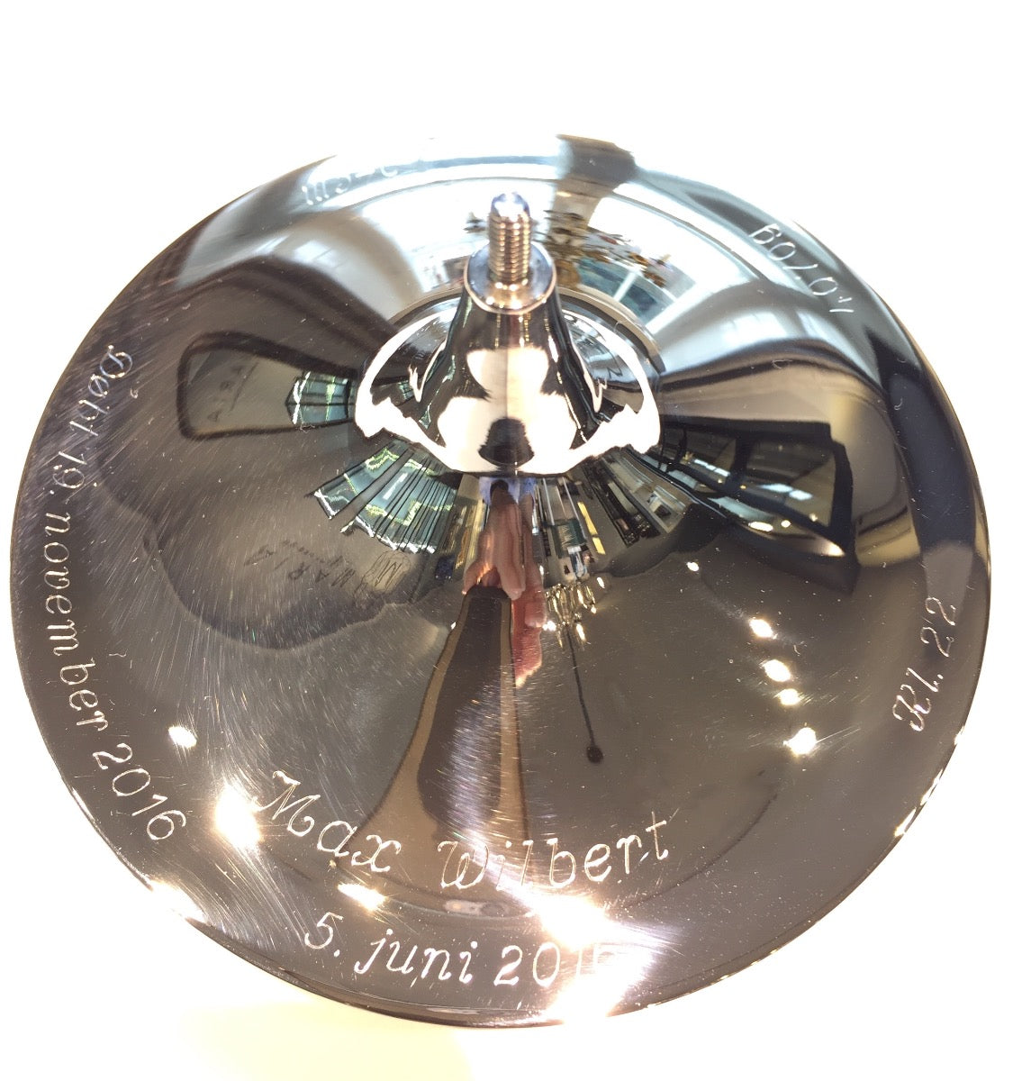 Gravering af alle barnets data - rundt