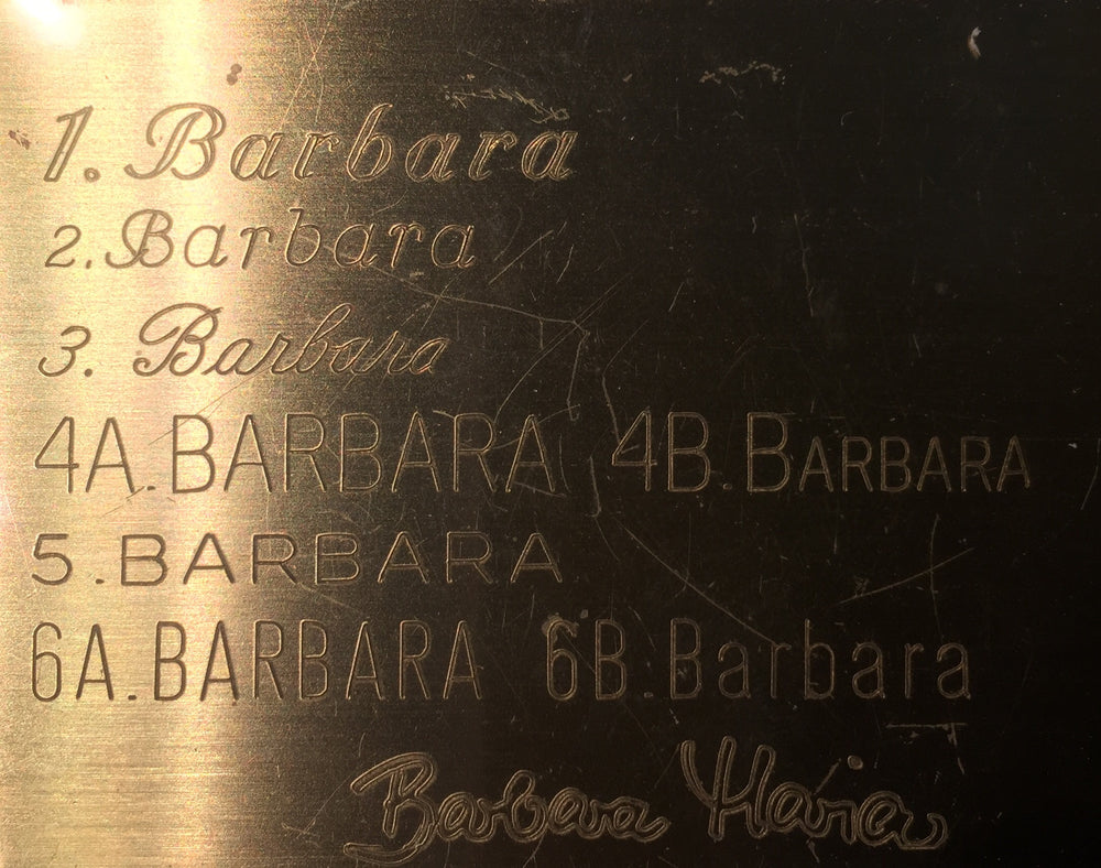 Gravering fornavn og dato på GJ flagstang LIGE OVER