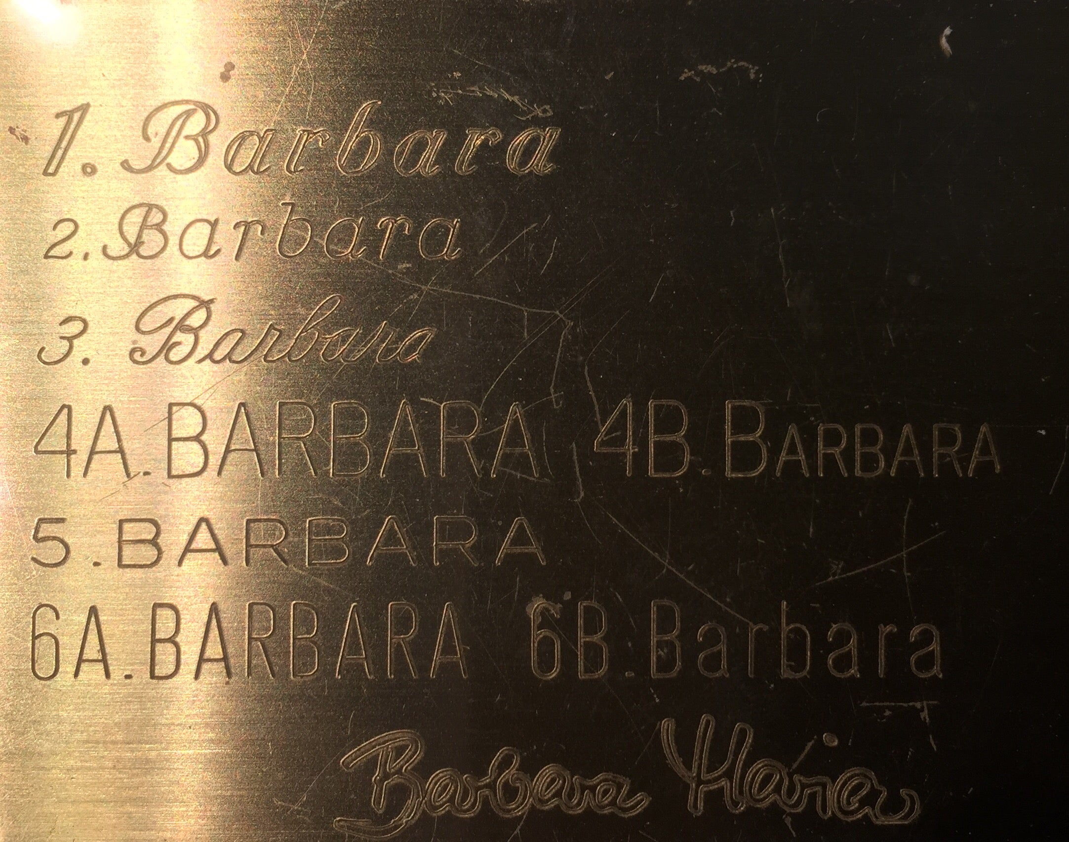 Gravering fornavn og dato - rundt