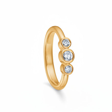 Passion ringen i 14kt guld m. 0,29ct TW/VVS brillanter. Ringen, som også kan anvendes som forlovelses- og vielsesring er designet af Maria Nielsen, Guldsmed Barbara Maria